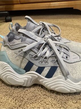 Adidas Light Gray and Navy Wave-Pattern Sneakers